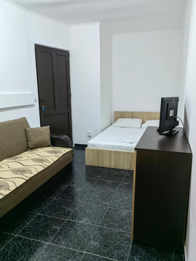 Casa Alexandru Hotel Două Mai Kültér fotó